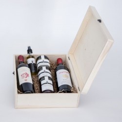 Premium Collection - Gift Box with Wines, Olive Oil and Delis