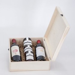 Premium Collection - Gift Box with Wine and Delis