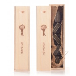 Classic Collection - Gift Box with a Selection of Herbs, Honey, Olives